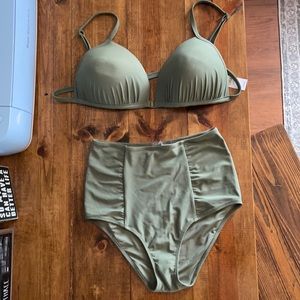 American Eagle Swim Suit - Top XXL Bottoms M